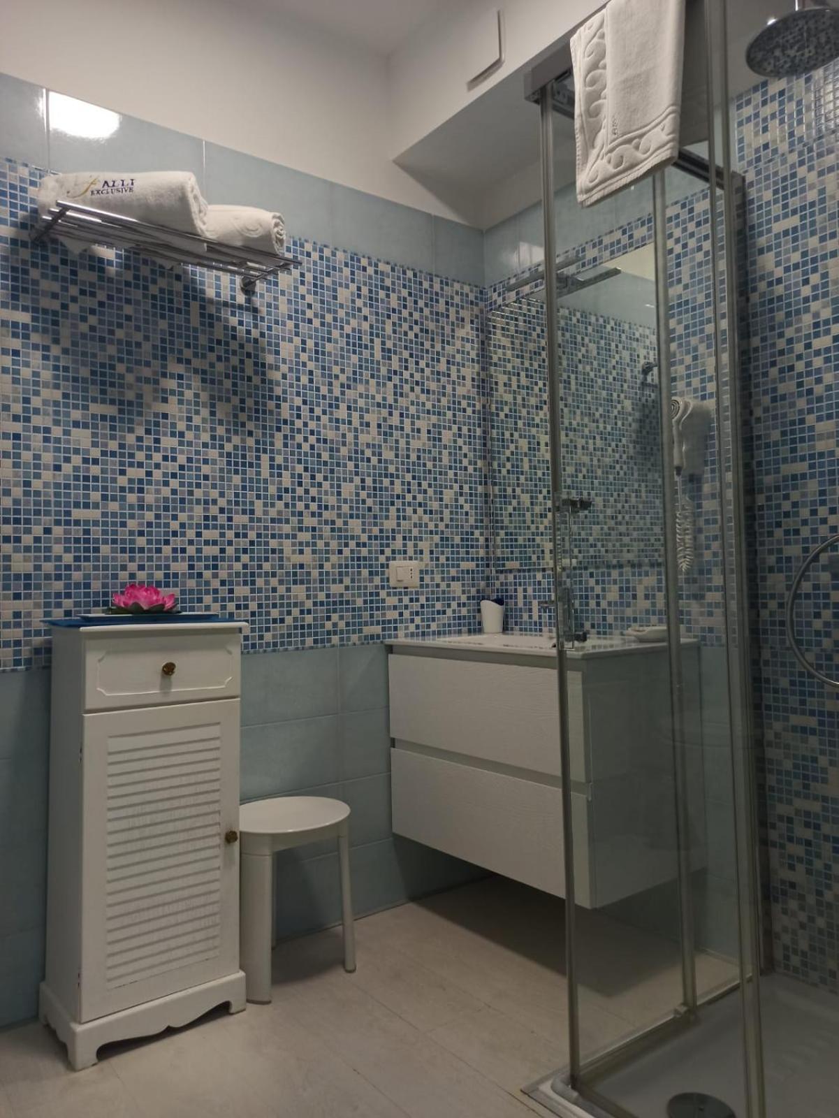 Falli Exclusive Rooms And Breakfast -Con Parcheggio Privato E Gratuito- 포르토 세자레오 외부 사진